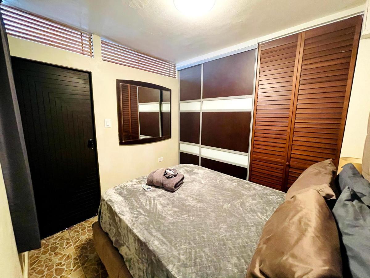 Cozy Studio Retreat With Private Parking And Free Laundry Ponce Exterior foto